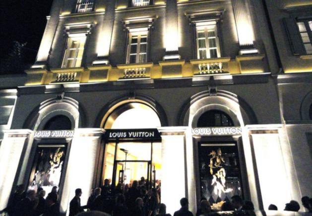 Louis Vuitton Milano Via Montenapoleone - Tramonte assistenza elettroimpianti Venezia